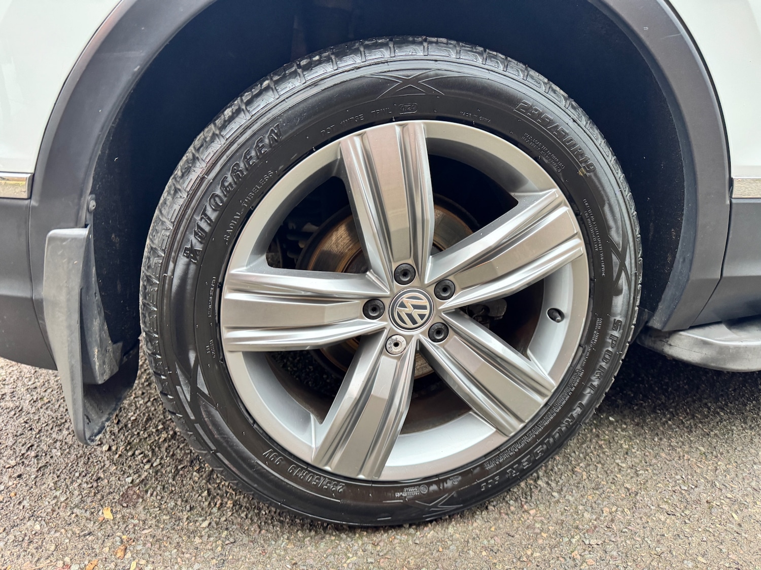 Used Volkswagen Tiguan 2017 for sale - 76630407: Photo 8