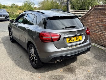 Used Mercedes-Benz GLA 2019 for sale - 79679542: Photo