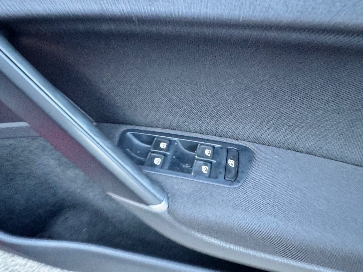 Used Volkswagen Golf 2016 for sale - 76097622: Photo 34