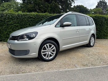 Used Volkswagen Touran 2011 for sale - 78608504: Photo