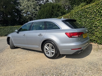 Used Audi A4 2016 for sale - 79048219: Photo