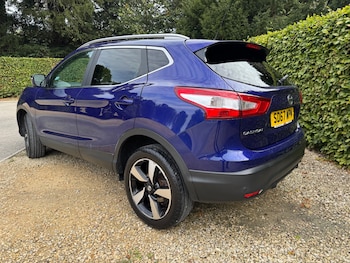 Used Nissan Qashqai 2017 for sale - 75860552: Photo
