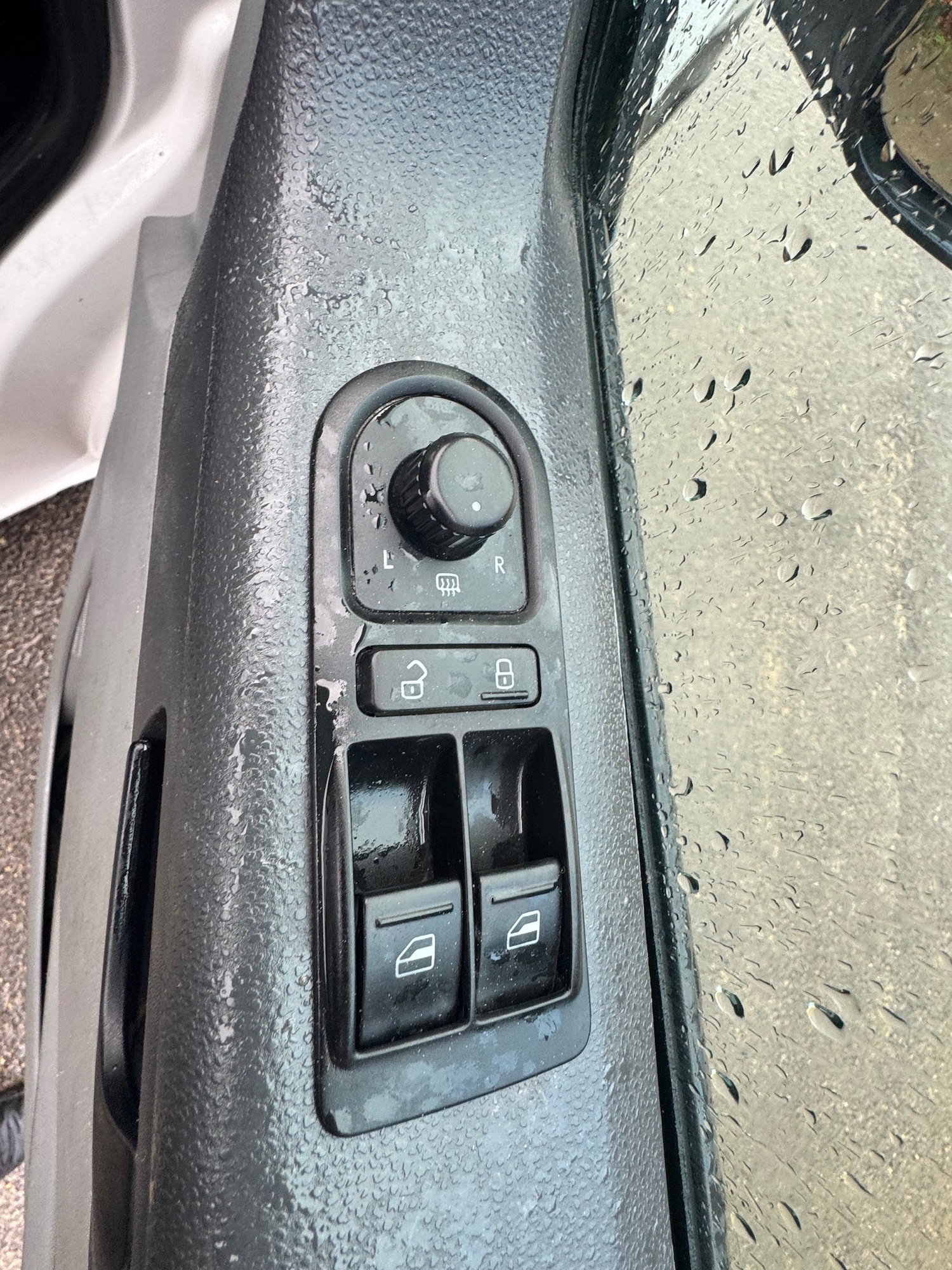 Used Volkswagen Transporter 2015 for sale - 76822029: Photo 19