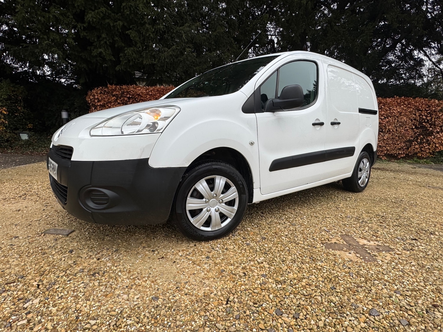 Used Peugeot Partner 2015 for sale - 76649449: Photo 1