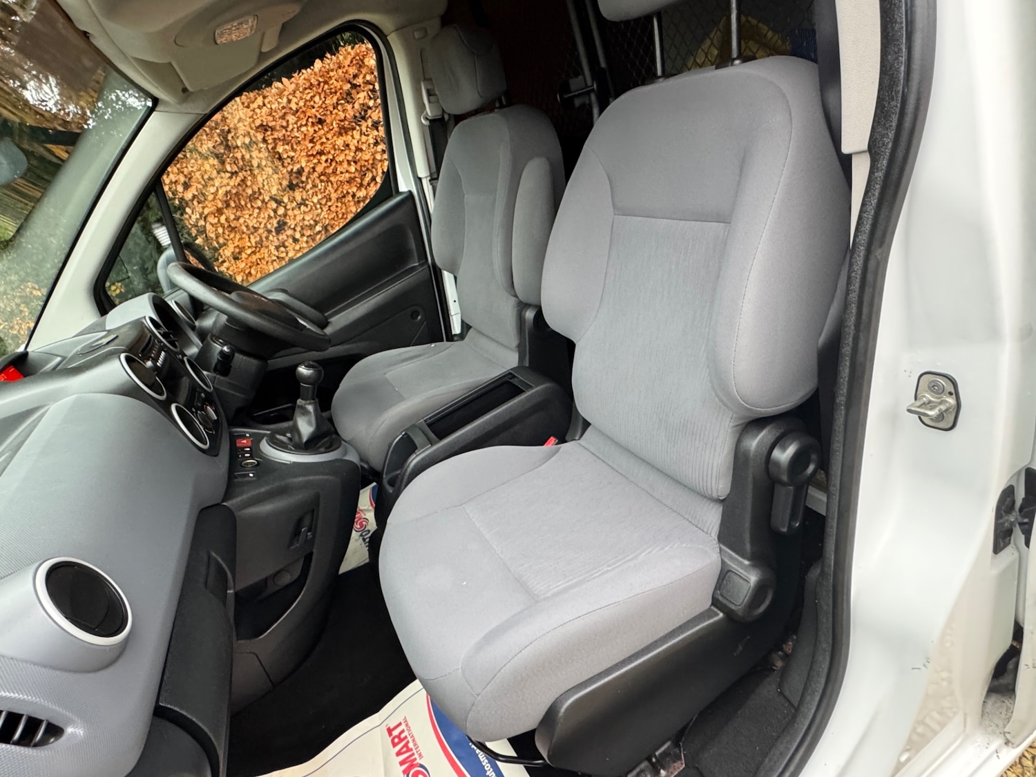 Used Peugeot Partner 2015 for sale - 76649449: Photo 13