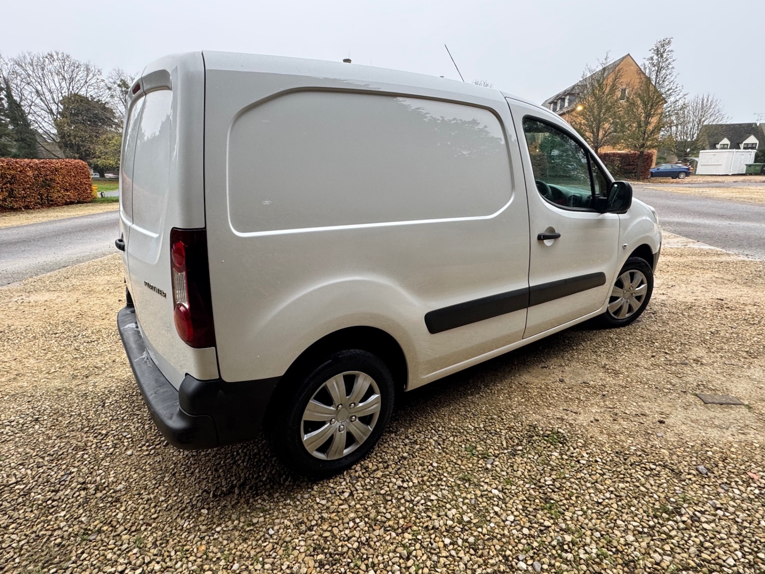 Used Peugeot Partner 2015 for sale - 76649449: Photo 8