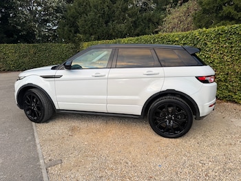 Used Land Rover Range Rover Evoque 2015 for sale - 75740604: Photo