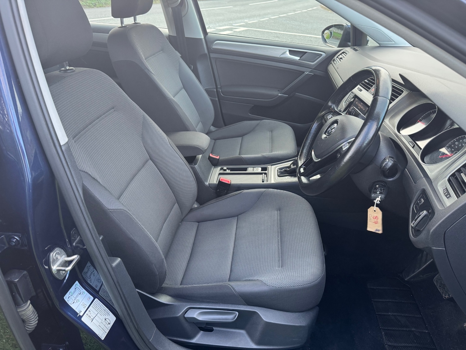 Used Volkswagen Golf 2014 for sale - 76511012: Photo 15