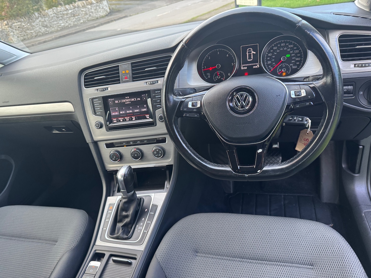 Used Volkswagen Golf 2014 for sale - 76511012: Photo 16