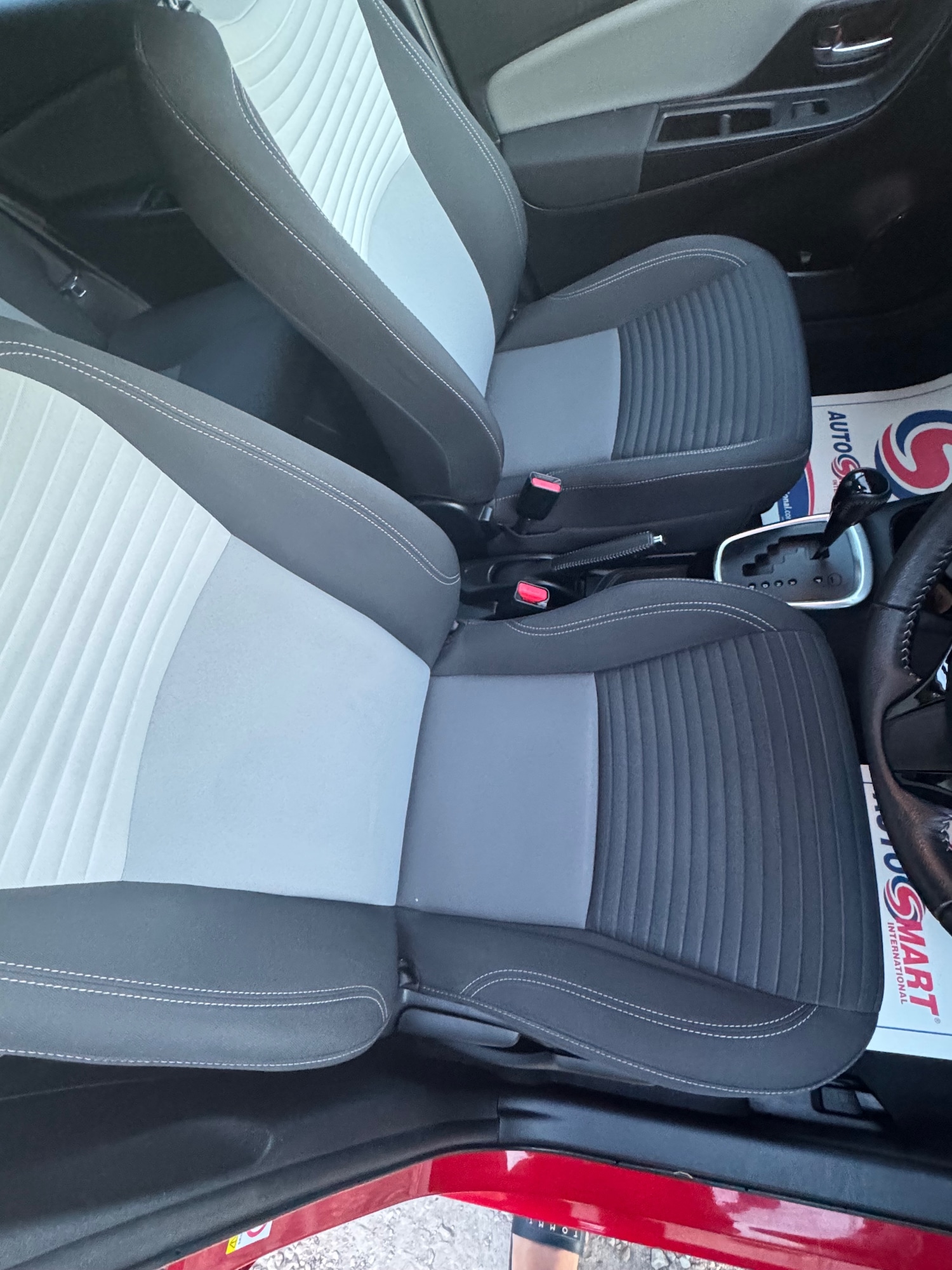 Used Toyota Yaris 2017 for sale - 76120502: Photo 15