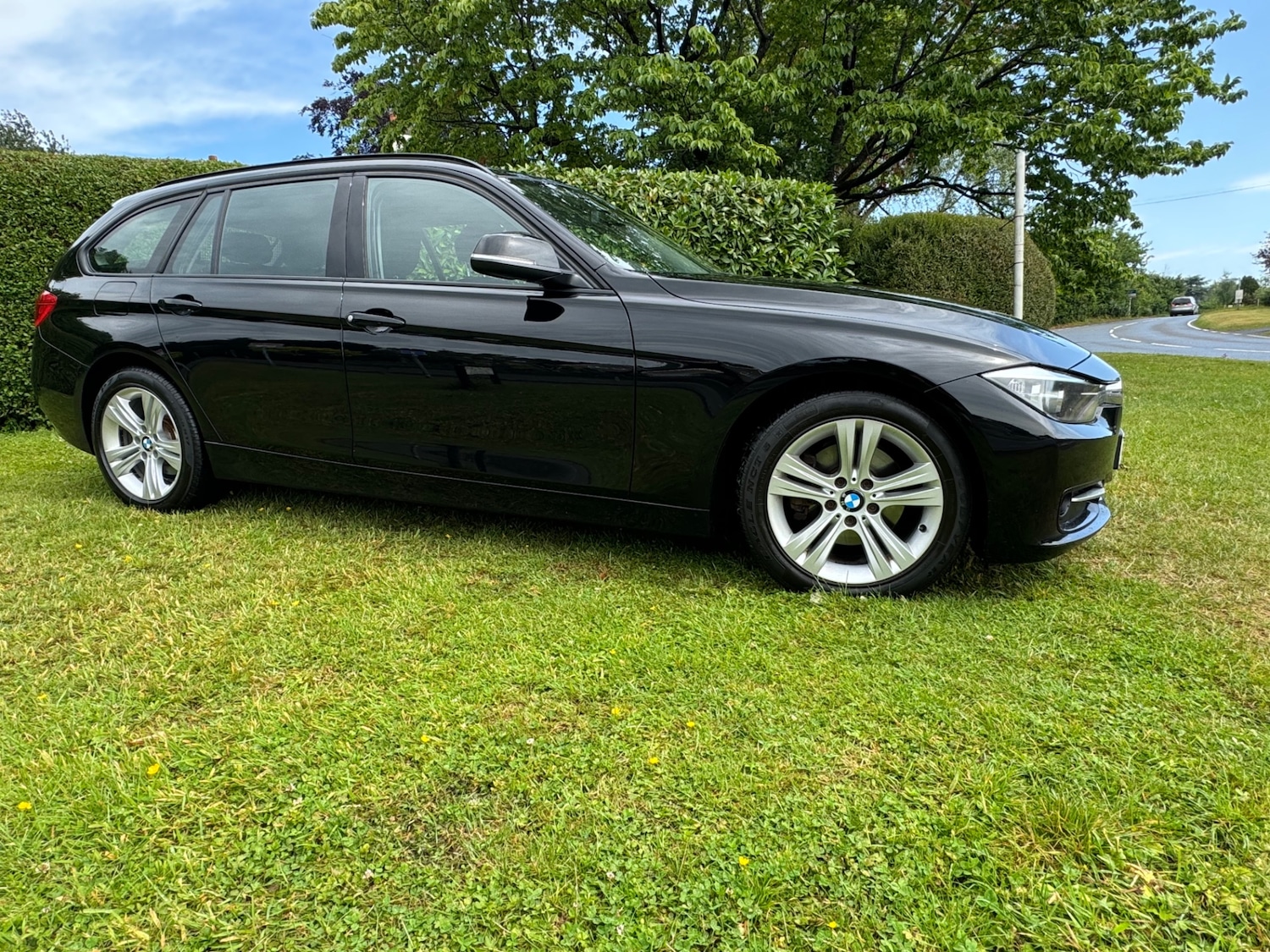 Used BMW 3 Series 2012 for sale - 76627415: Photo 1