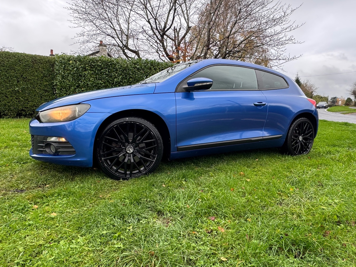 Used Volkswagen Scirocco 2011 for sale - 76557116: Photo 2