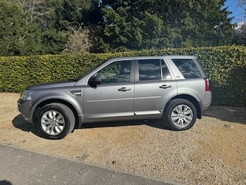 Used Land Rover Freelander 2011 for sale - 76024252: Photo