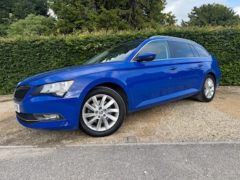 Used Skoda Superb 2018 for sale - 78795138: Photo