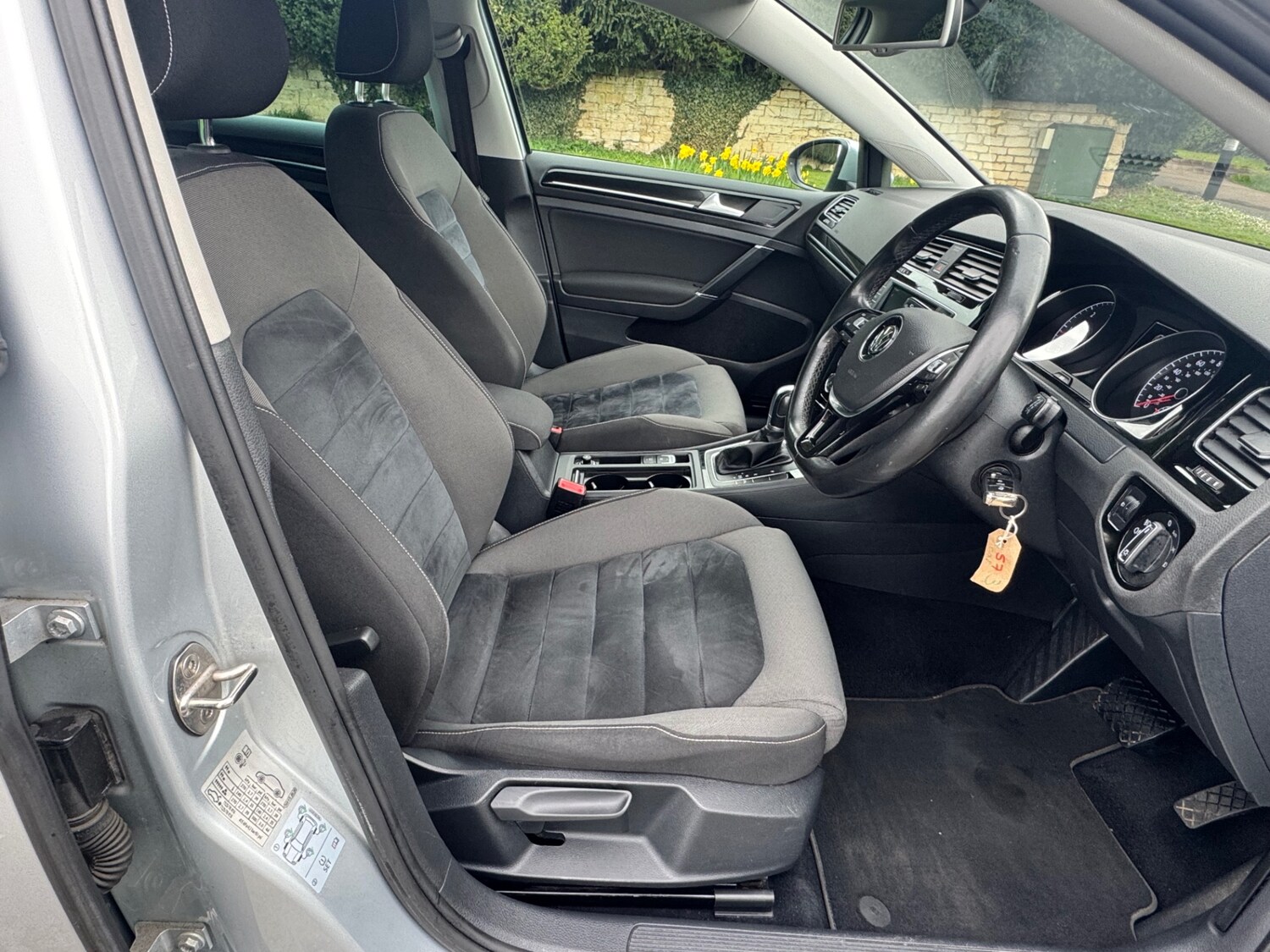 Used Volkswagen Golf 2015 for sale - 78125379: Photo 14