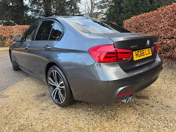 Used BMW 3 Series 2016 for sale - 77237239: Photo