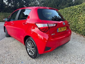 Used Toyota Yaris 2017 for sale - 75706326: Photo