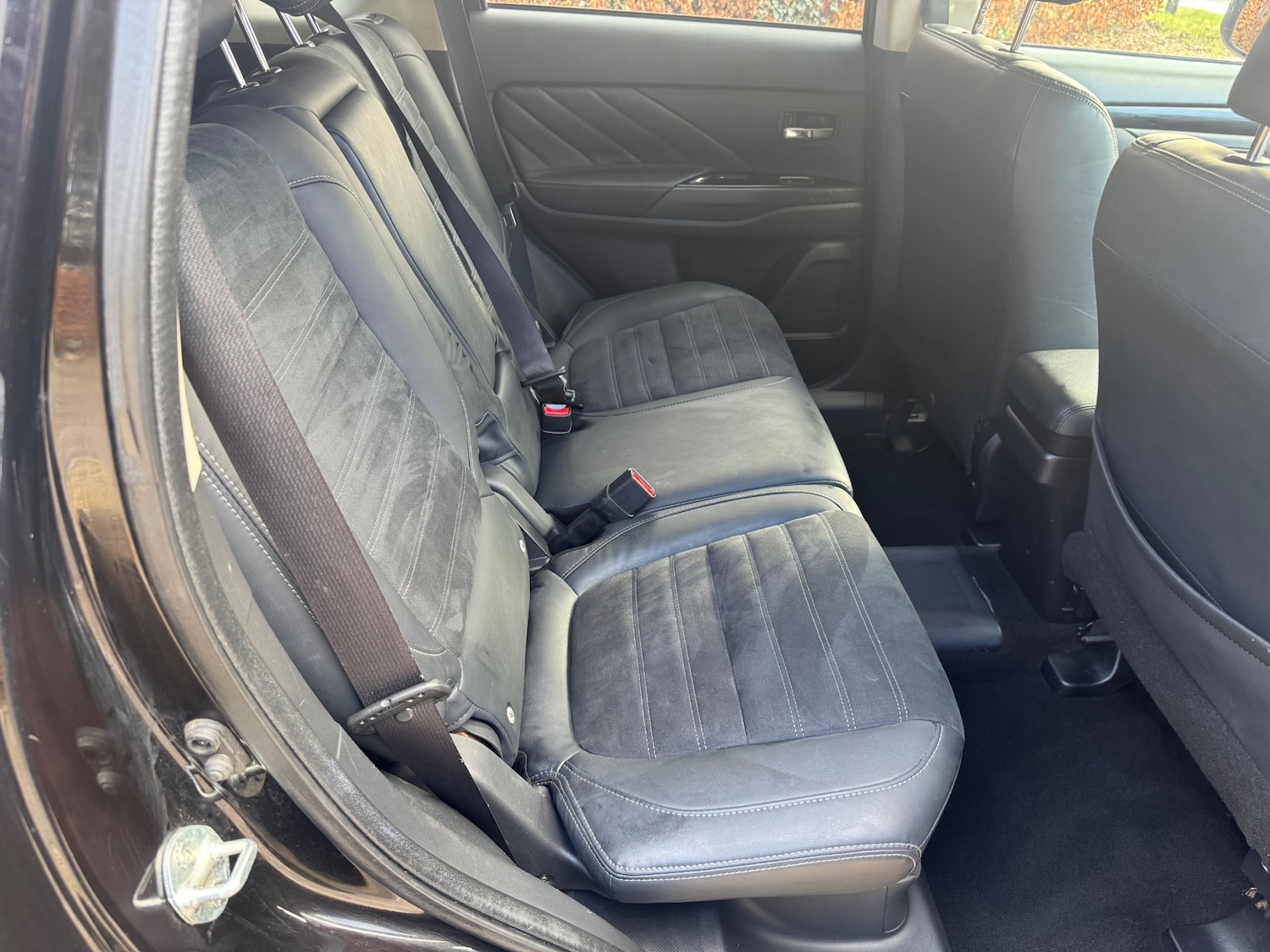 Used Mitsubishi Outlander 2015 for sale - 77656510: Photo 14