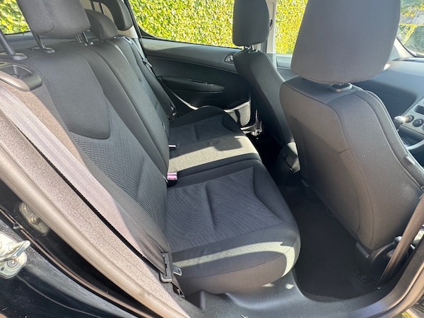 Used Peugeot 308 2012 for sale - 75649836: Photo 13