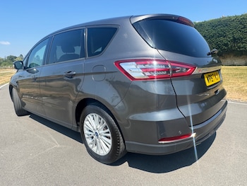 Used Ford S-Max 2017 for sale - 79254688: Photo
