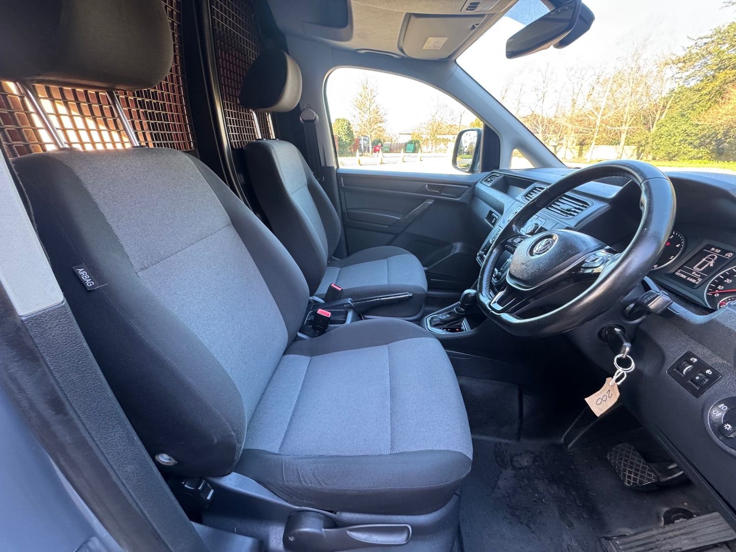 Used Volkswagen Caddy 2017 for sale - 77891772: Photo 6