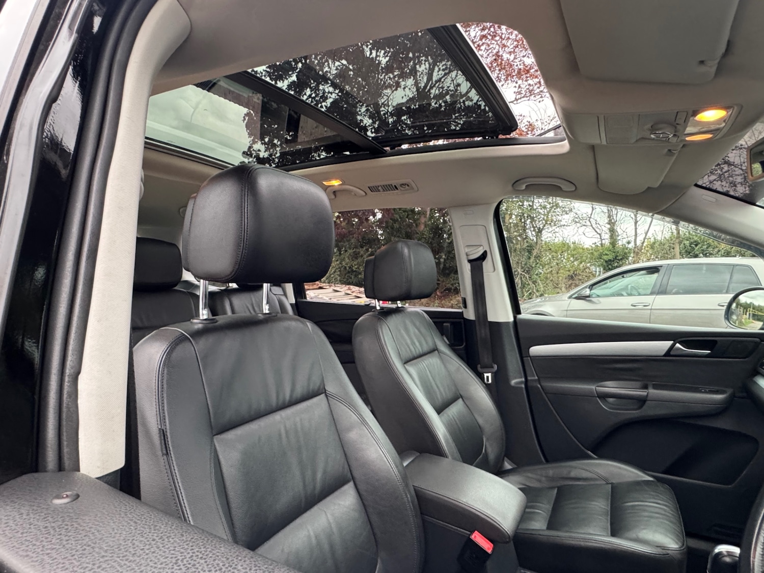 Used Volkswagen Sharan 2024 for sale - 76344190: Photo 21