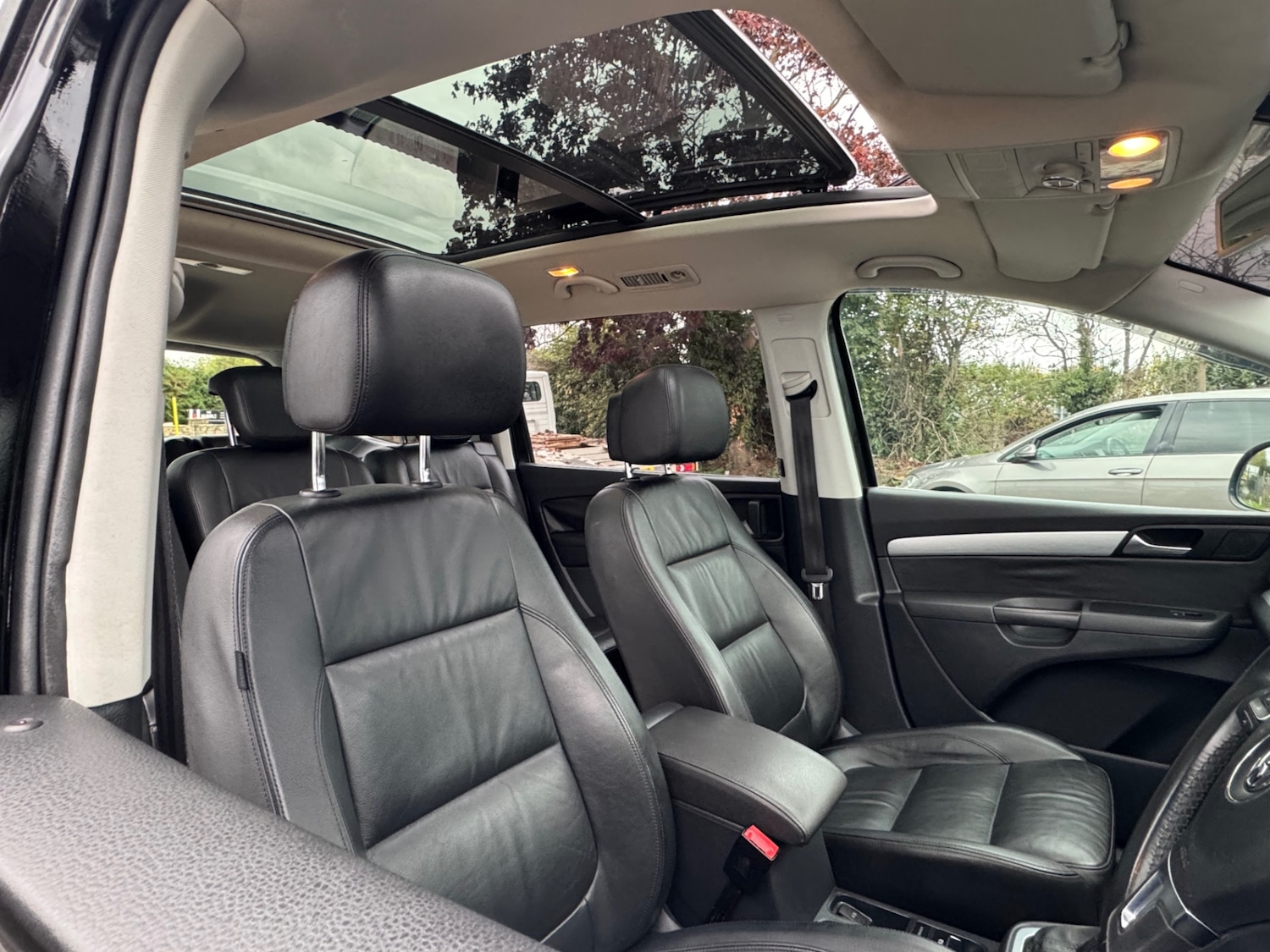 Used Volkswagen Sharan 2024 for sale - 76344190: Photo 22