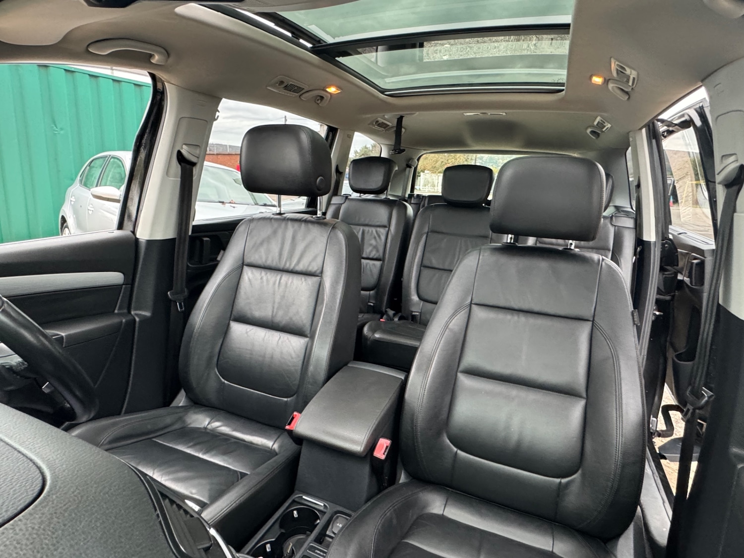 Used Volkswagen Sharan 2024 for sale - 76344190: Photo 29