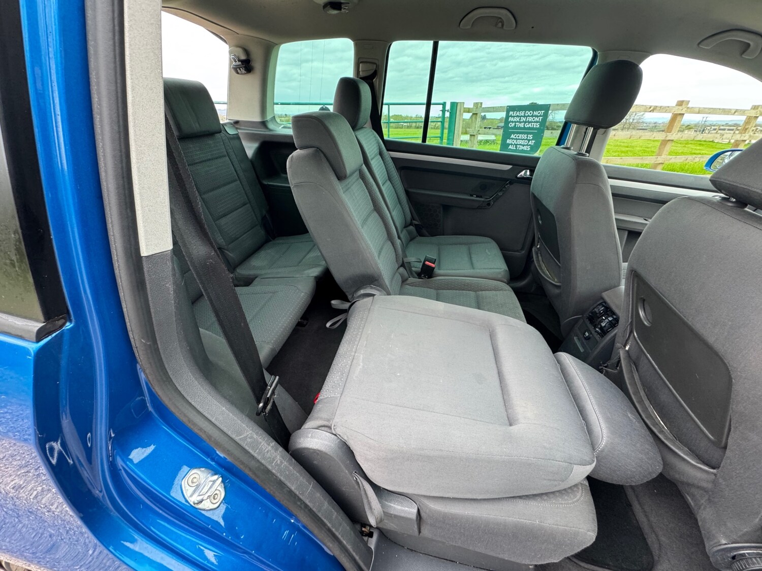 Used Volkswagen Touran 2003 for sale - 78099026: Photo 11