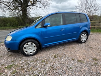 Used Volkswagen Touran 2003 for sale - 78099026: Photo