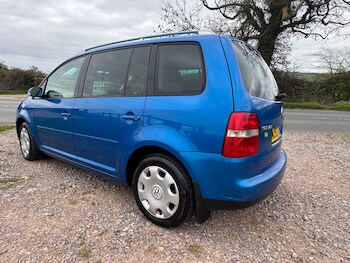 Used Volkswagen Touran 2003 for sale - 78099026: Photo