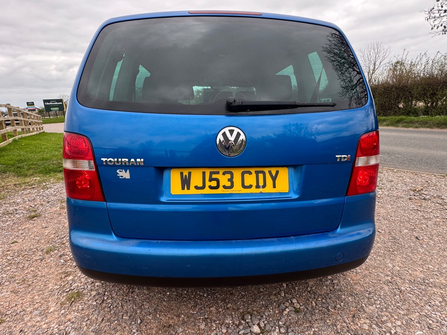 Used Volkswagen Touran 2003 for sale - 78099026: Photo 6
