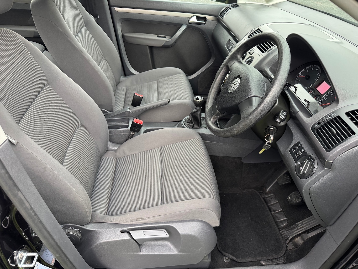 Used Volkswagen Touran 2007 for sale - 77039219: Photo 16