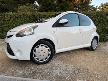 Used Toyota AYGO 2013 for sale - 79845990: Photo