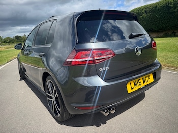 Used Volkswagen Golf 2016 for sale - 78787432: Photo