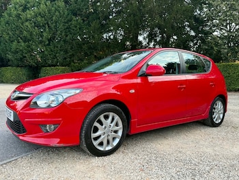 Used Hyundai i30 2010 for sale - 79526156: Photo