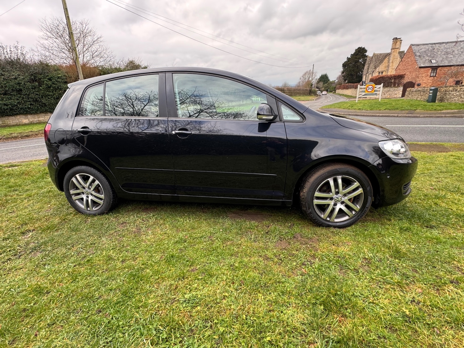 Used Volkswagen Golf Plus 2013 for sale - 77548597: Photo 11