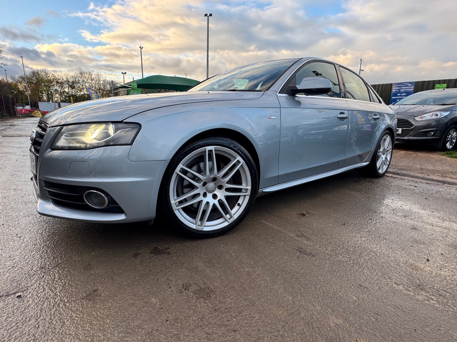 Used Audi A4 2010 for sale - 76339826: Photo 14