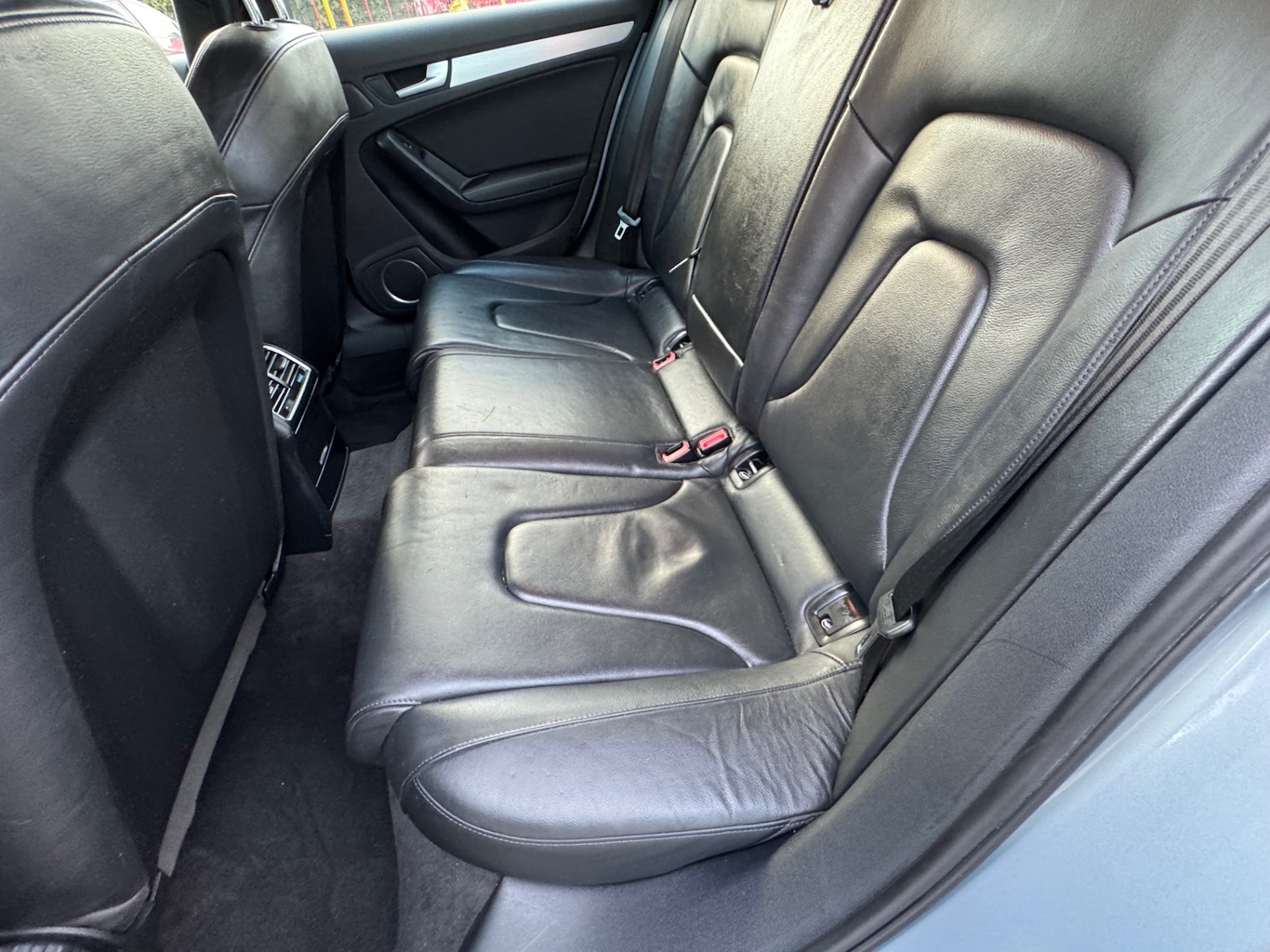 Used Audi A4 2010 for sale - 76339826: Photo 25