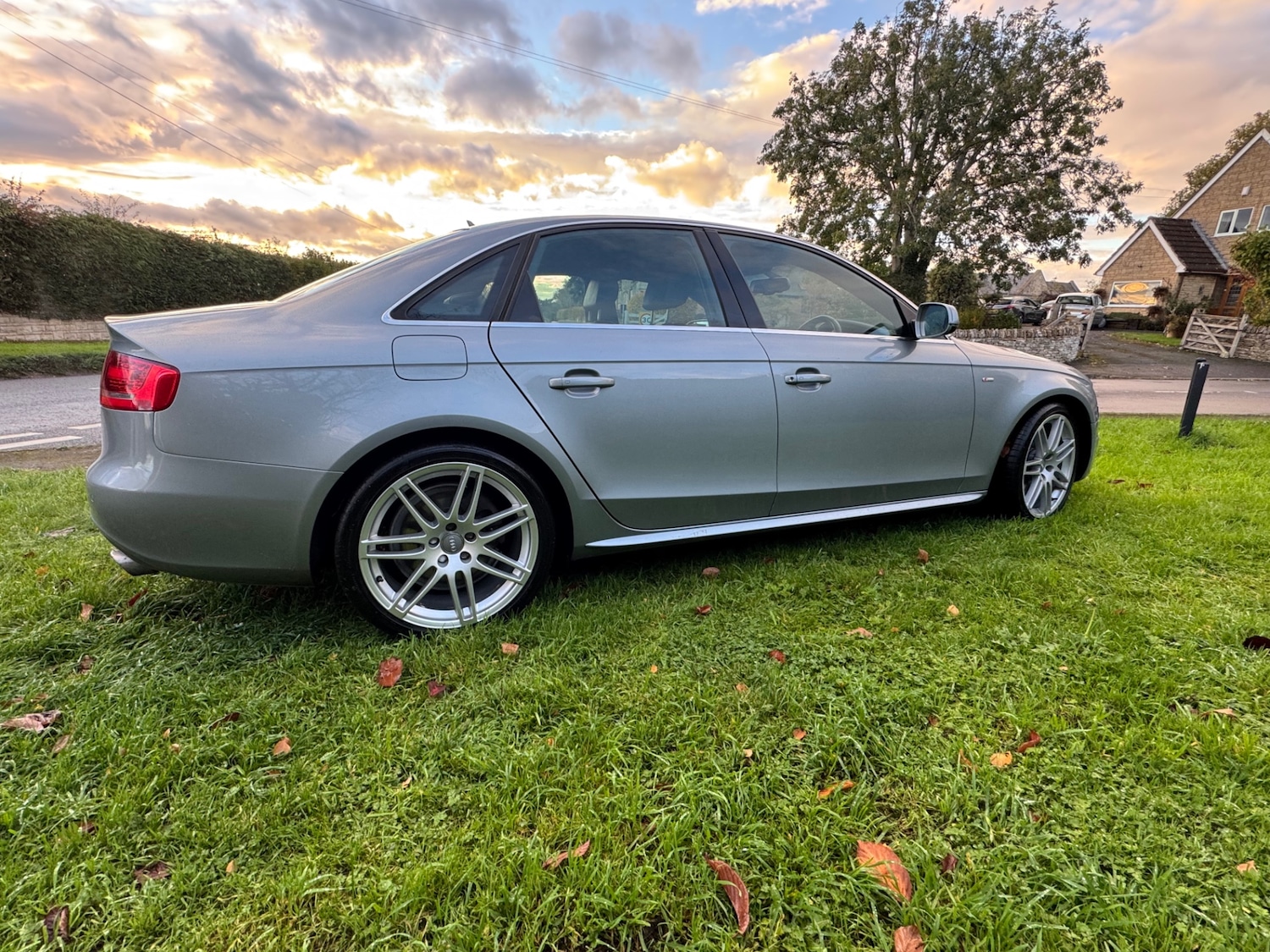 Used Audi A4 2010 for sale - 76339826: Photo 30