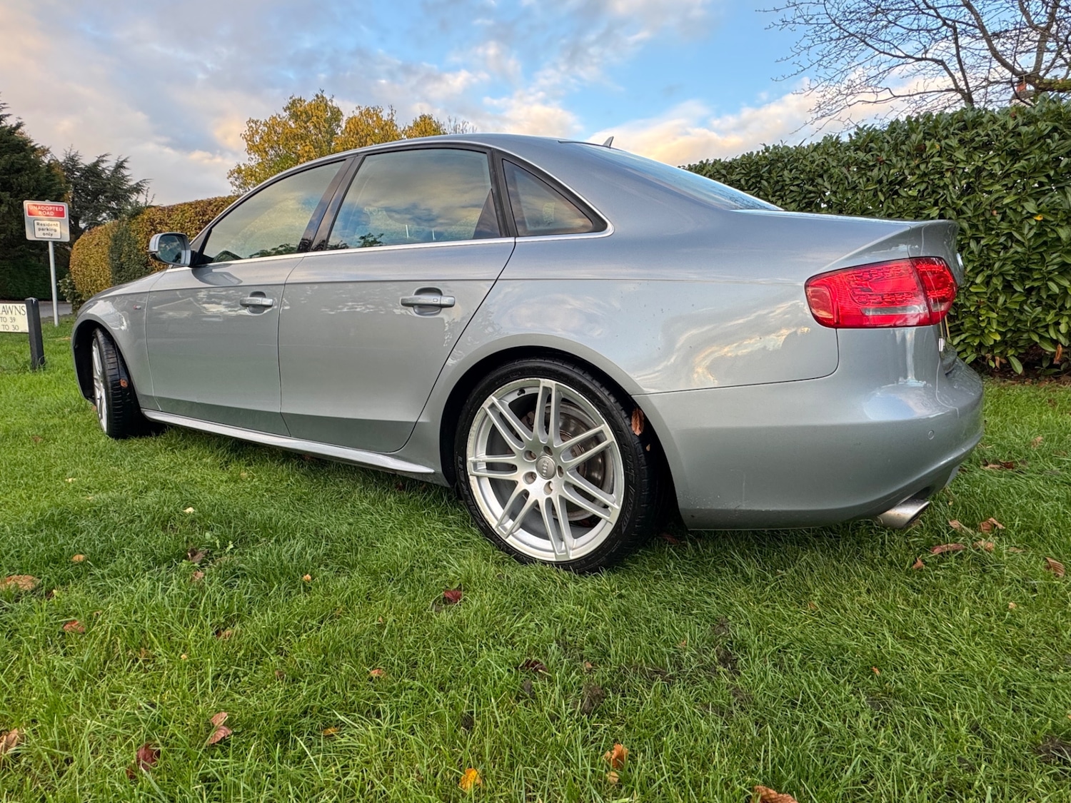 Used Audi A4 2010 for sale - 76339826: Photo 6