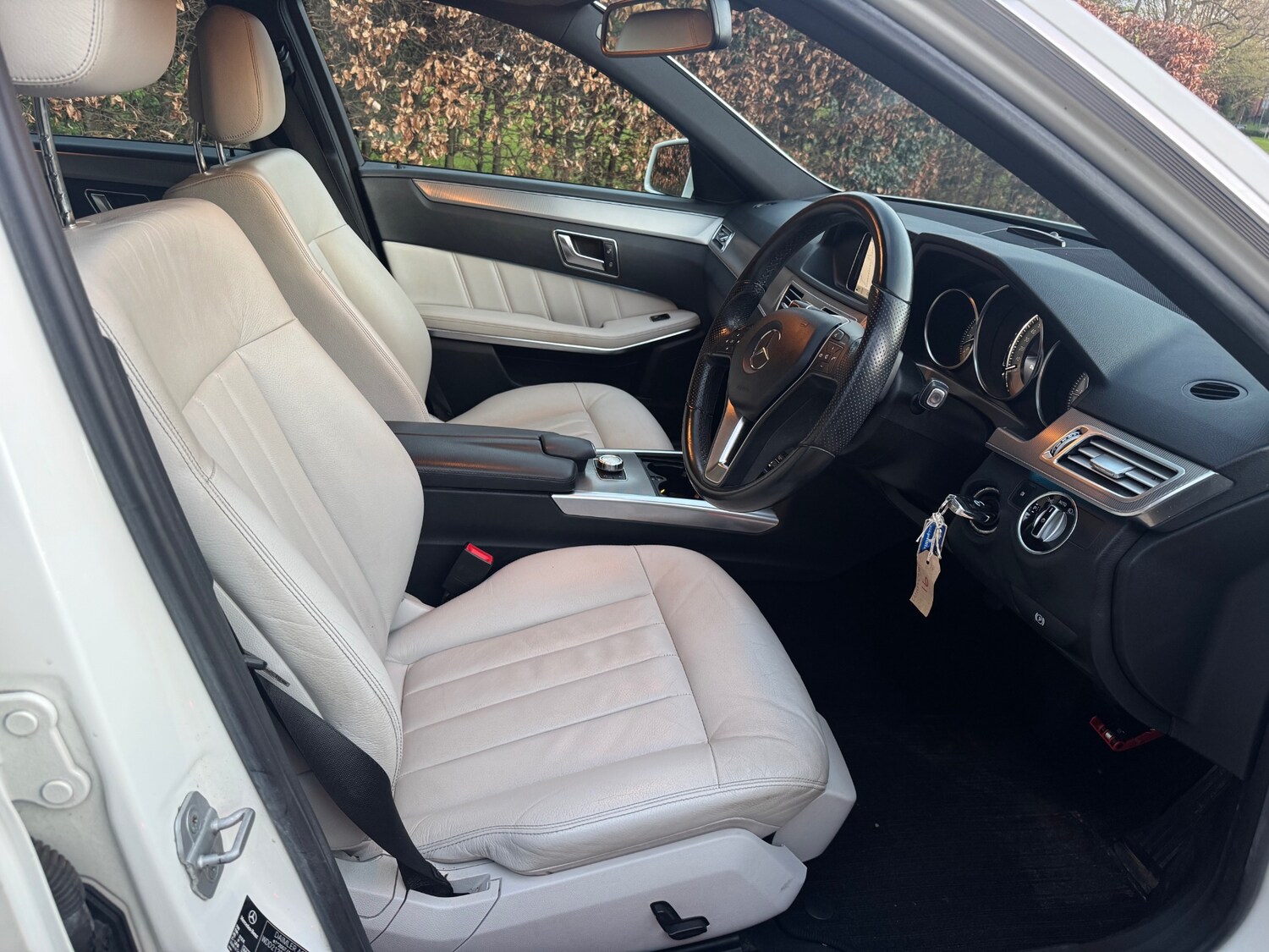 Used Mercedes-Benz E Class 2013 for sale - 78085067: Photo 16