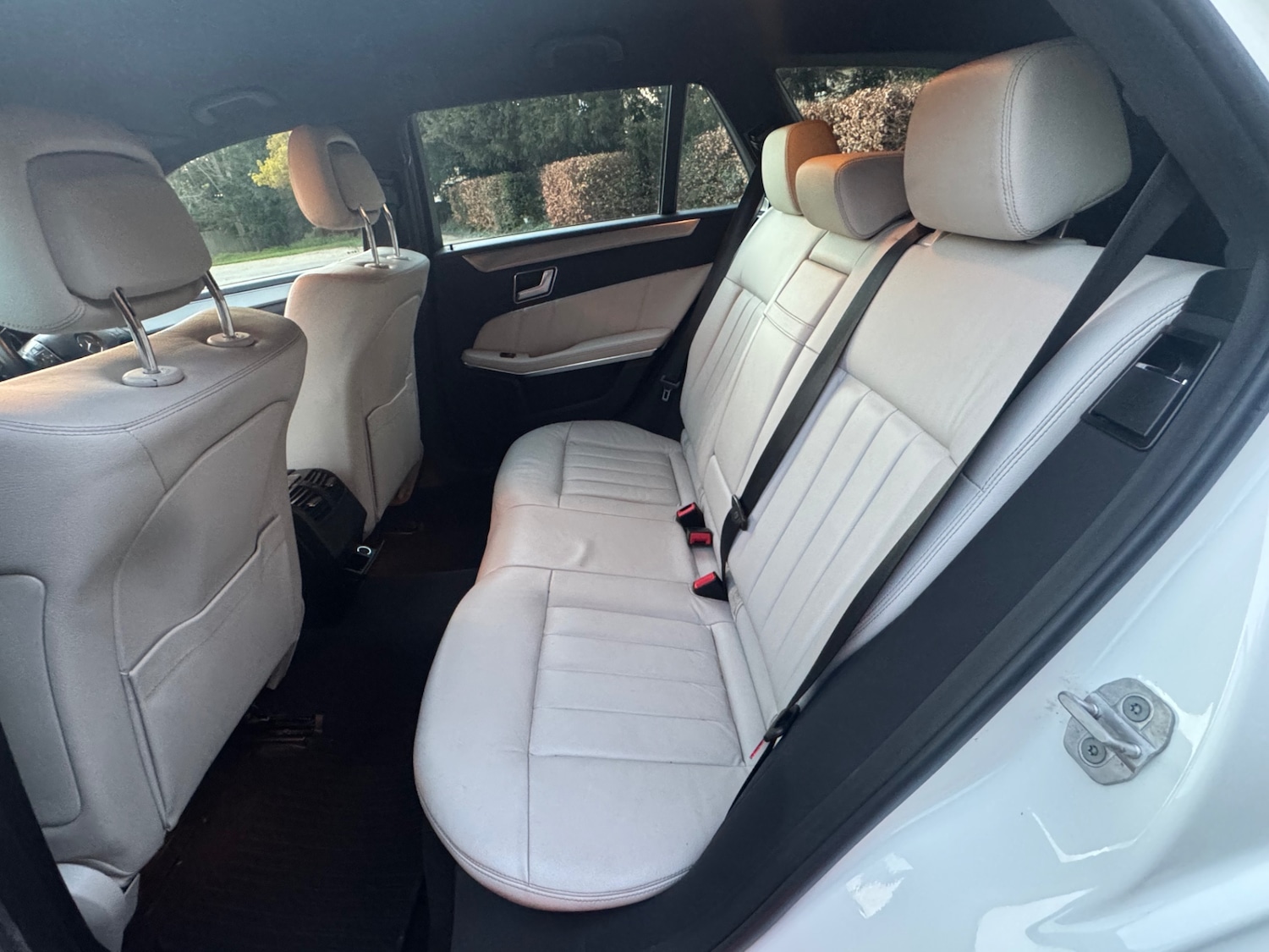 Used Mercedes-Benz E Class 2013 for sale - 78085067: Photo 19