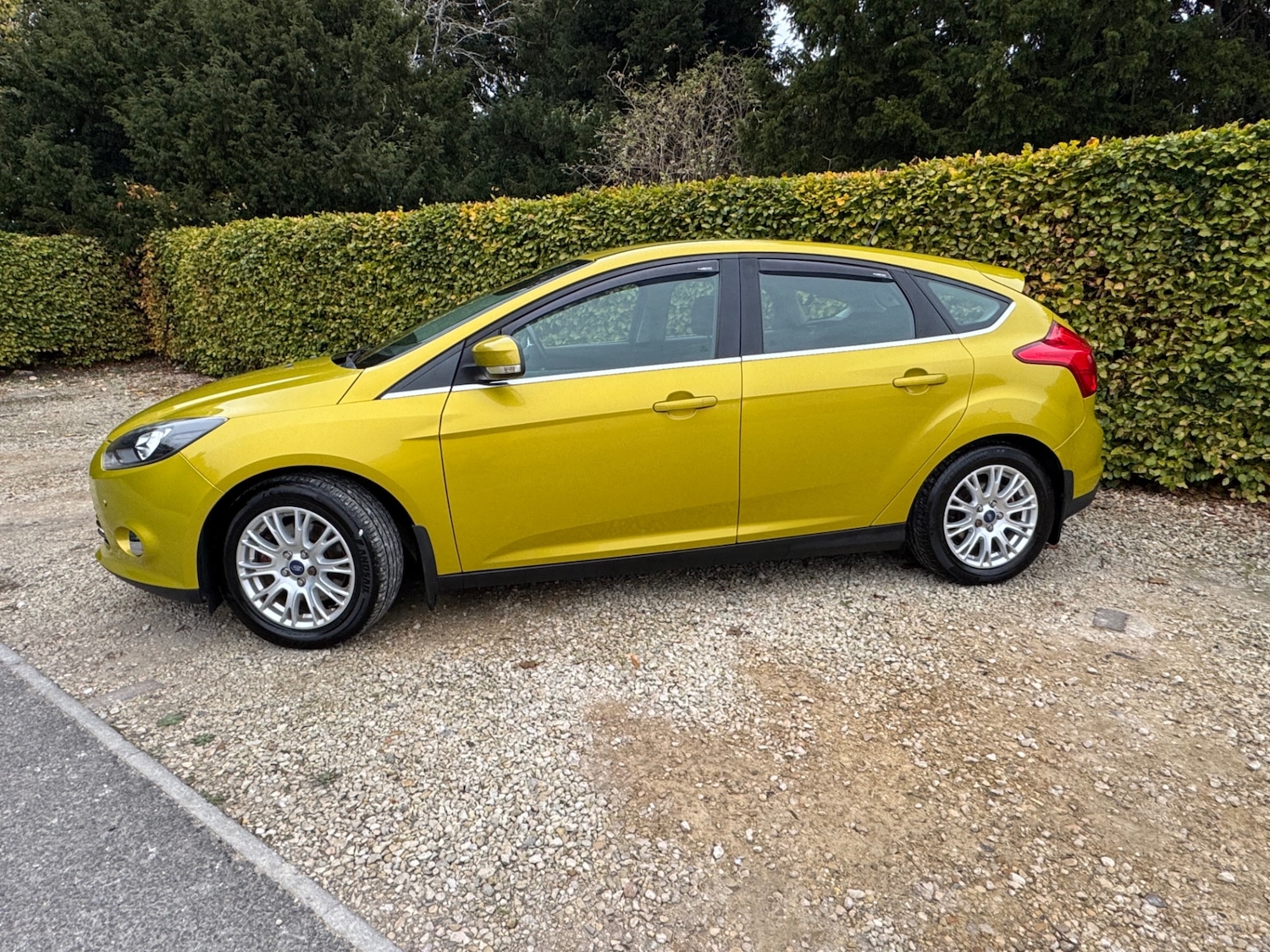 Used Ford Focus 2011 for sale - 76317223: Photo 3