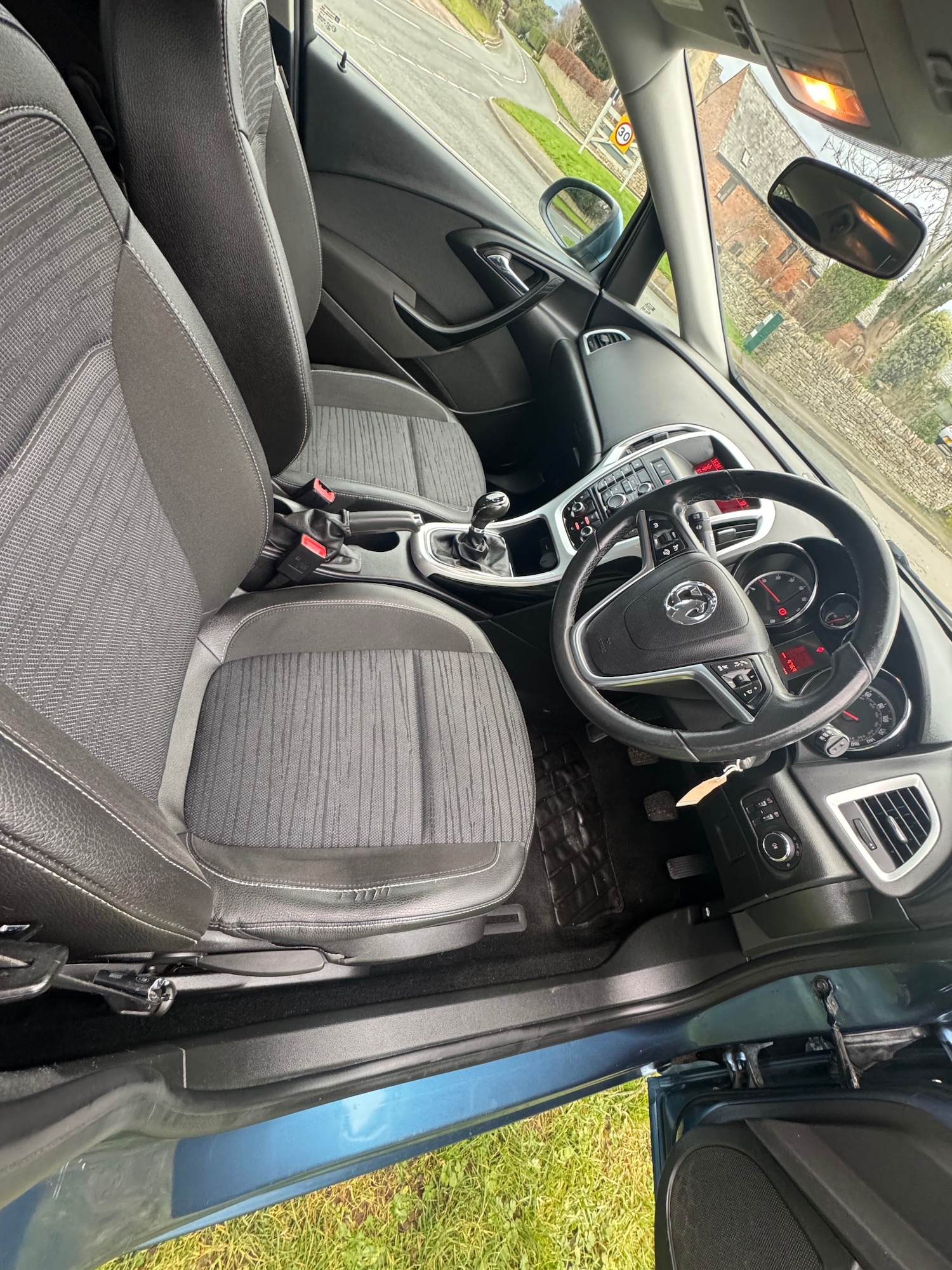 Used Vauxhall Astra 2015 for sale - 77264683: Photo 14