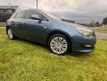 Used Vauxhall Astra 2015 for sale - 77264683: Photo