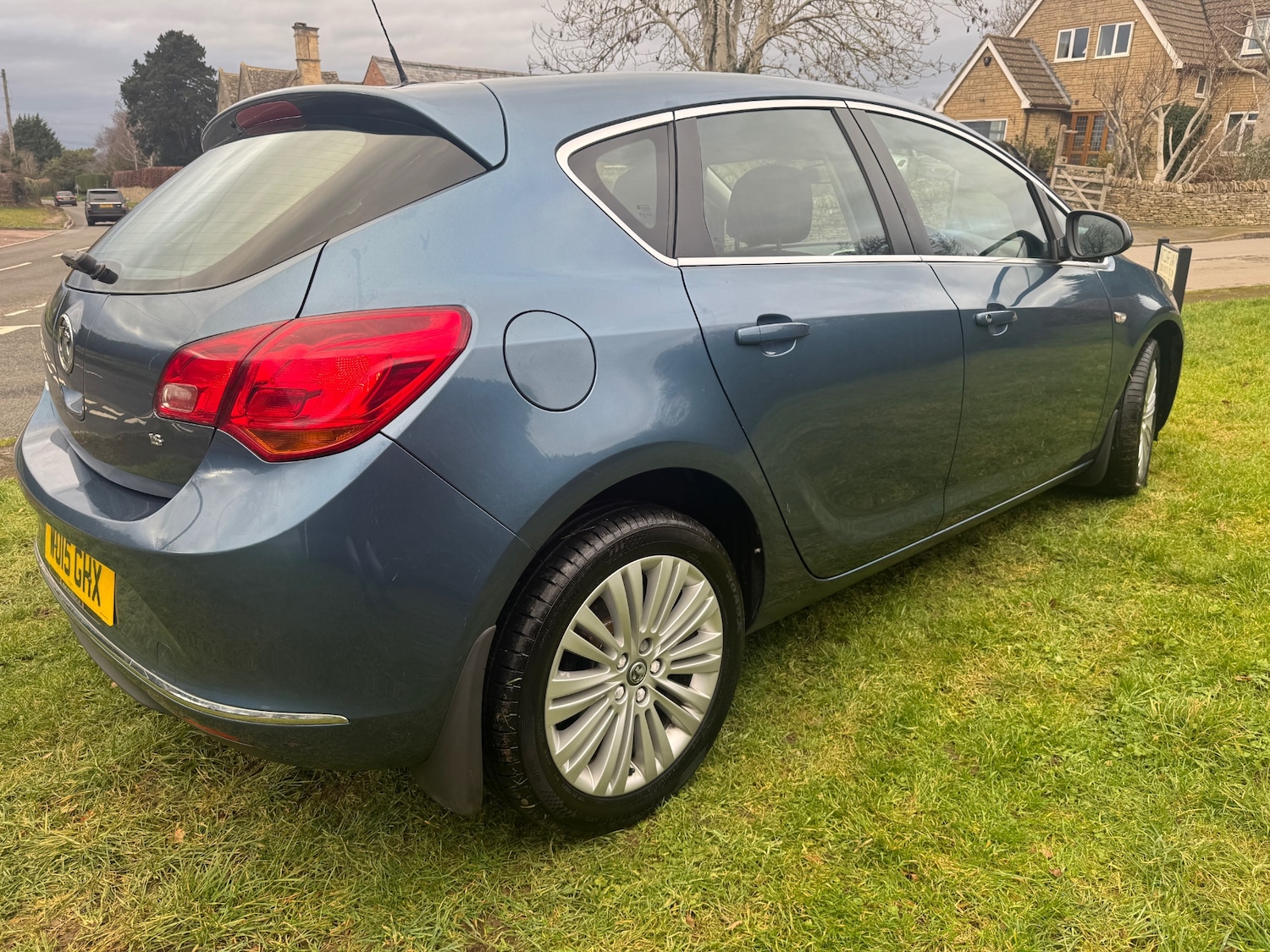 Used Vauxhall Astra 2015 for sale - 77264683: Photo 5