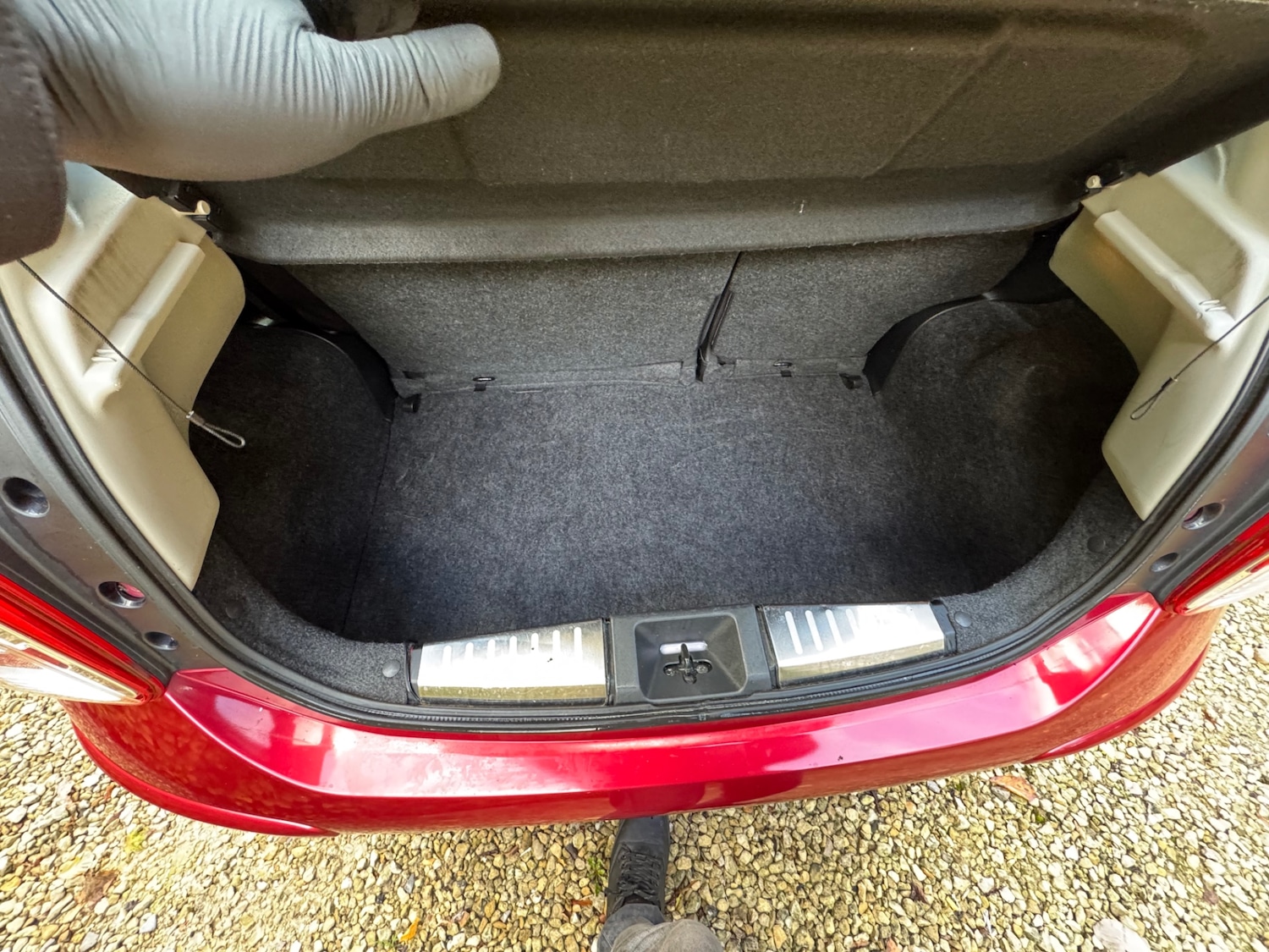 Used Nissan Micra 2011 for sale - 76392401: Photo 15