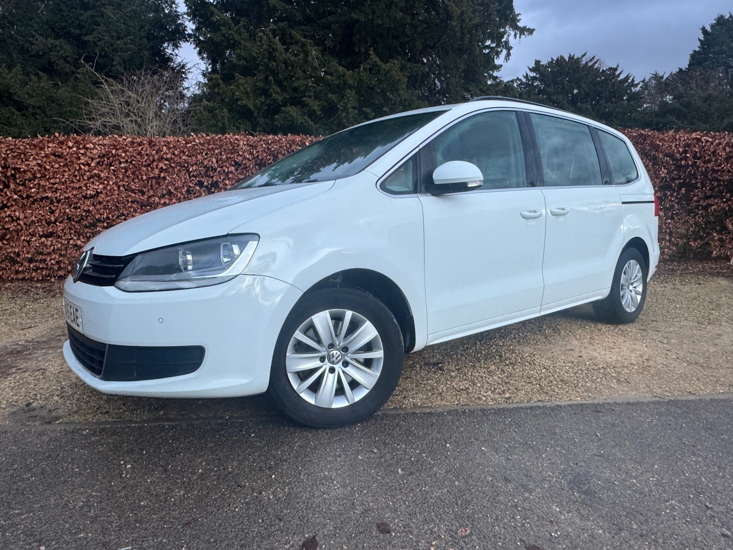 Used Volkswagen Sharan 2015 for sale - 77400178: Photo 1