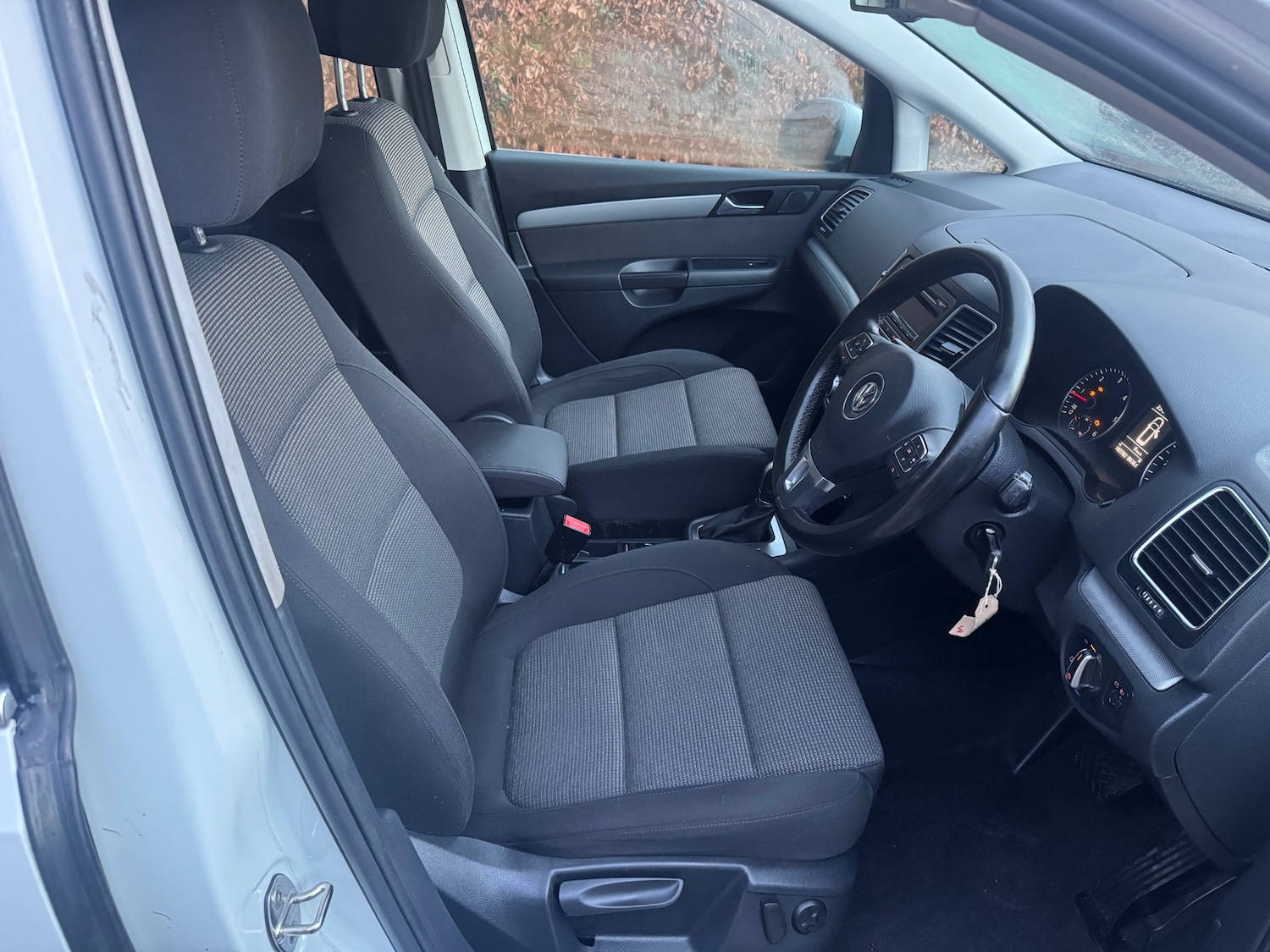 Used Volkswagen Sharan 2015 for sale - 77400178: Photo 16